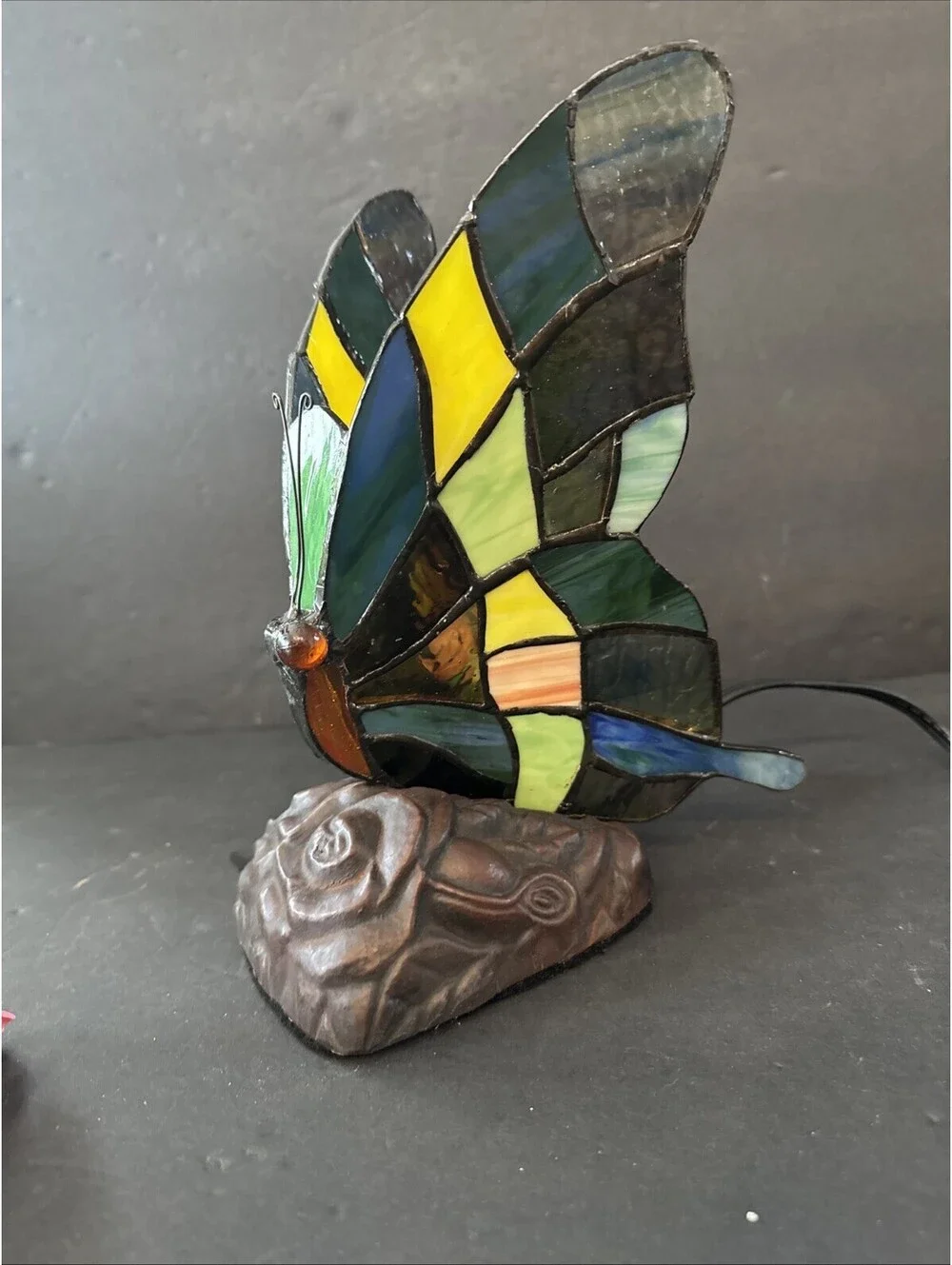 Tiffany Style Butterfly Accent Table Lamp Night Light 9.5” Tall Stained Glass